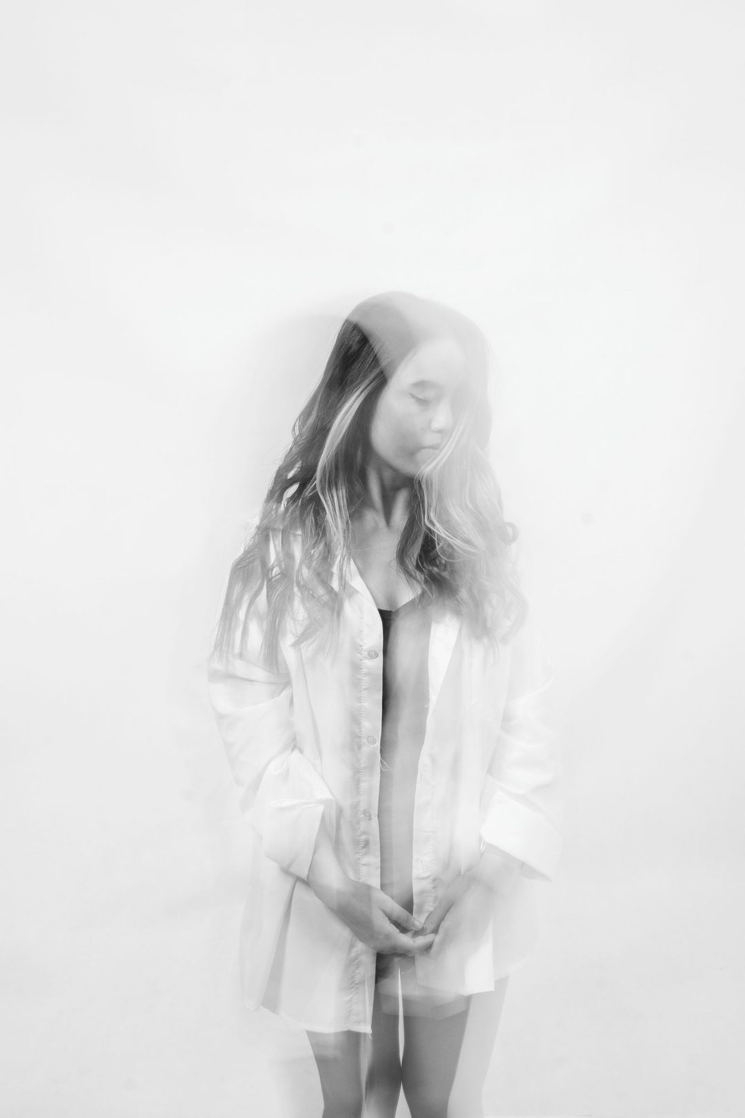 Sheer fabric, soft overexposure